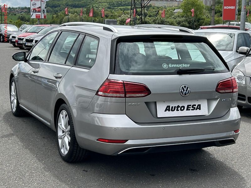 Volkswagen Golf (2018) 1.5TSI, ČR, Comfortline, LED - fotka 6 z 18