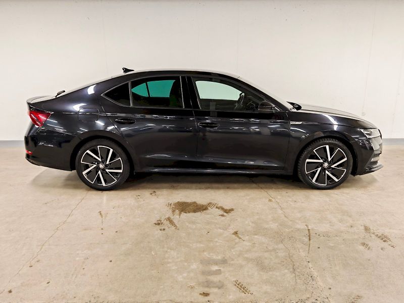 Škoda Octavia (2022) 2.0 TDI 110 kW DSG Sportline - fotka 27 z 31