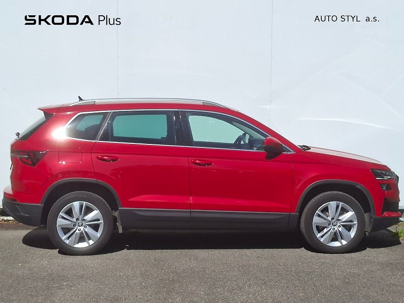 Škoda Karoq (2025) Top Selection 1,5 TSI 110 kW D - fotka 8 z 23