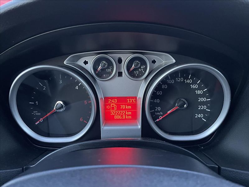 Ford Focus 1,6TDCi*80kW*+nové let. pneu*S - fotka 14 z 37