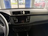Škoda Fabia 1,0   TSI 70kW,ČR,SERVISKA - náhled 11