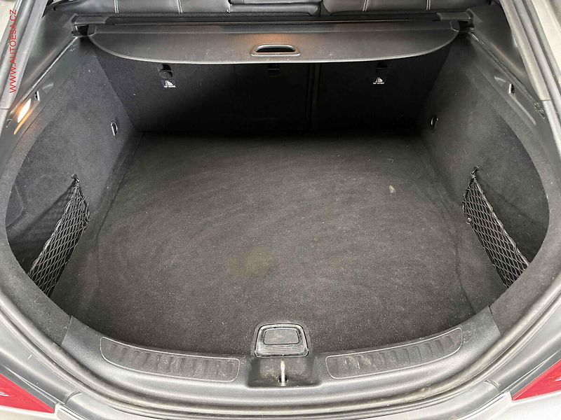Mercedes-Benz CLA (2015) 1.6T 200, AT, bixen, navi - fotka 7 z 16