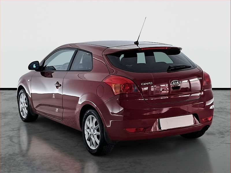 Kia Ceed (2010) 1.6 CRDi, po STK, udržované - fotka 4 z 18