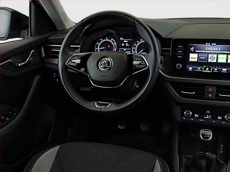 Škoda Kamiq (2022) 1.5 TSI - fotka 7 z 16