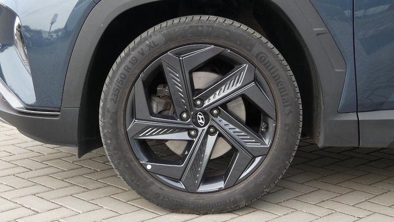 Hyundai Tucson 1.6 T-GDI HEV Style 4x4 Auto - fotka 22 z 23