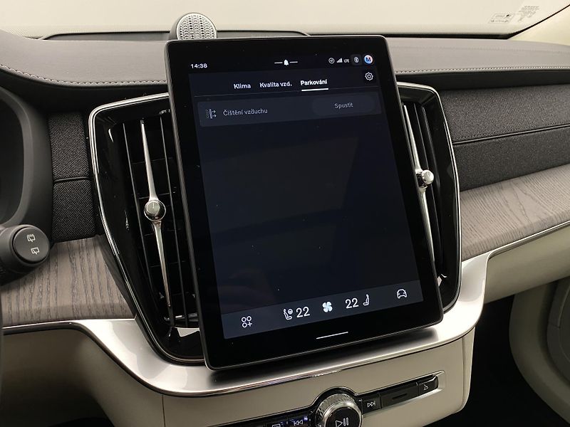 Volvo XC90 (2026) B5 AWD AUT BRIGHT ULTRA 7míst - fotka 47 z 74