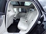 Volvo V90 T8 AWD ULTRA *VZDUCH* + kola - náhled 15