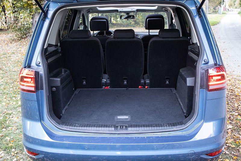 Volkswagen Touran 2.0 TDI, 110kW - fotka 45 z 45