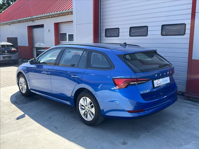Škoda Octavia 2,0 TDI 85kW Ambition Combi - fotka 3 z 31