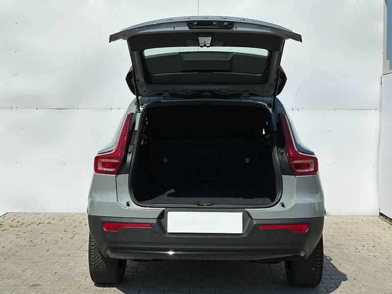 Volvo EX40 Core Single Motor 175kW - fotka 7 z 24