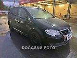 Volkswagen Touran (2007) 1.9TDi, 1.maj, xenon, autoAC - náhled 1