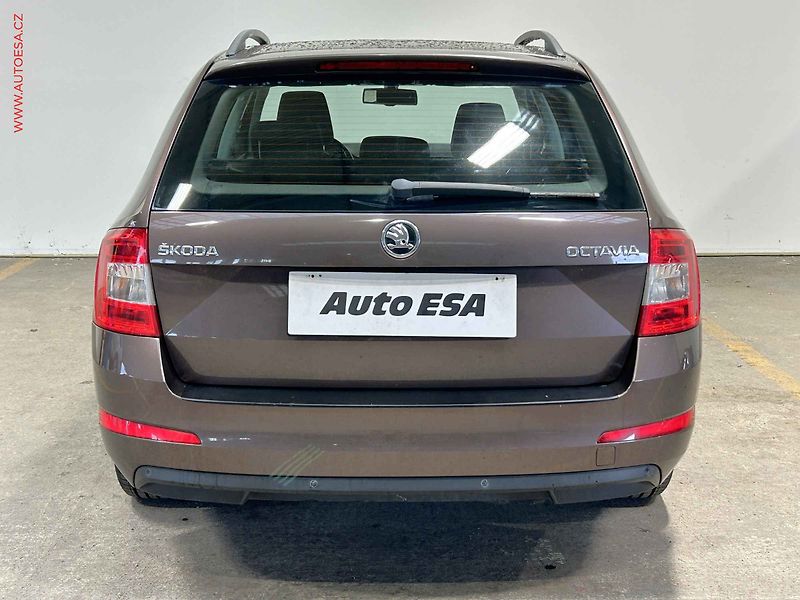 Škoda Octavia (2014) 2.0TDI, Elegance, bixen - fotka 5 z 15