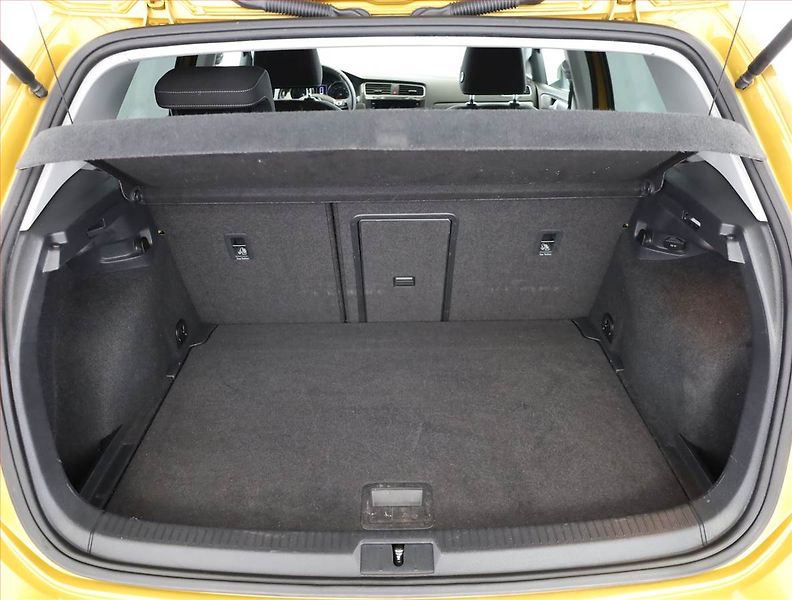 Volkswagen Golf (2019) 1.5 TSI, Serv.kniha, Tempomat - fotka 19 z 20