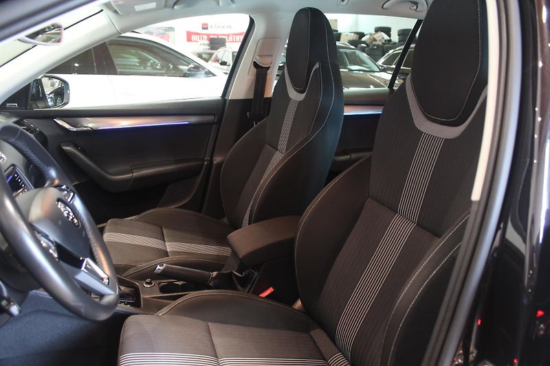 Škoda Octavia (2017) 1.4TSI DSG 110kW STYLE LED  - fotka 18 z 38