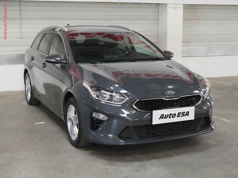 Kia Ceed (2018) 1.6 CRDi, ČR, Navi, kamera - fotografie inzerátu