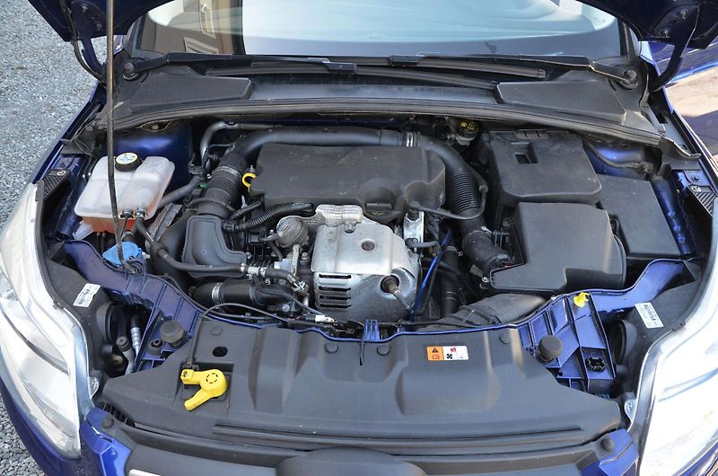 Ford Focus (2014) 1.0 EB 74kW TREND 2x kola - fotka 30 z 35