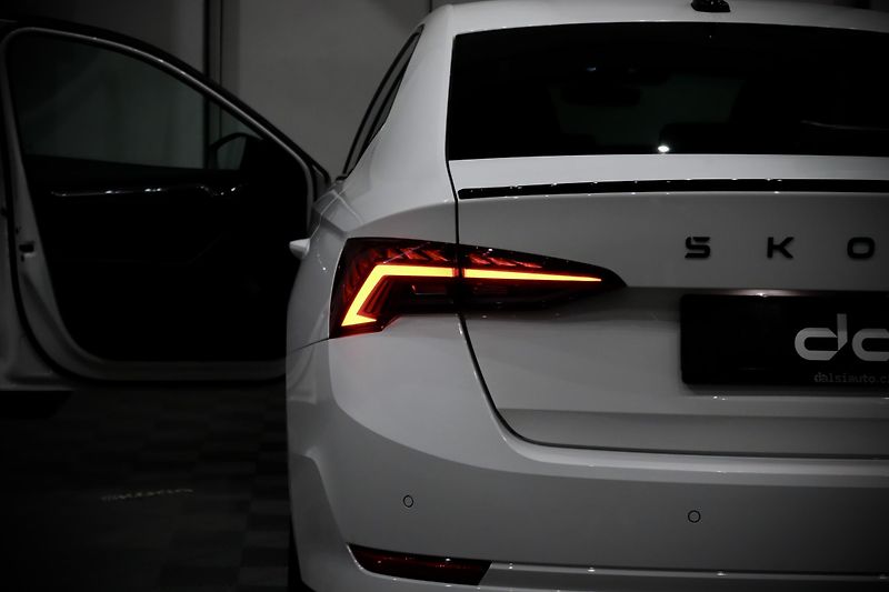 Škoda Octavia 4 2.0 TDI 110 kW DSG - fotka 9 z 45