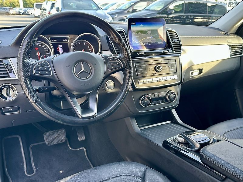 Mercedes-Benz GLE (2018) 400 4MATIC - fotka 11 z 32