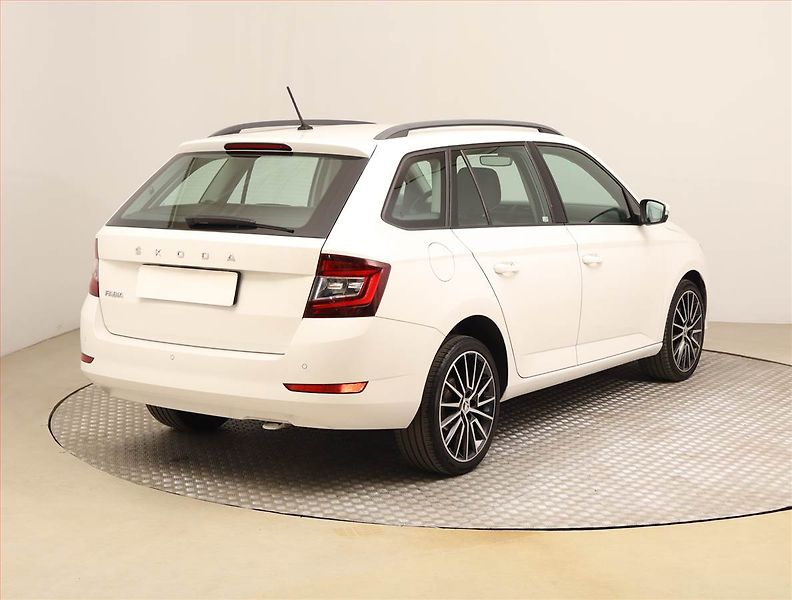 Škoda Fabia (2019) 1.0 TSI, Tempomat - fotka 5 z 22