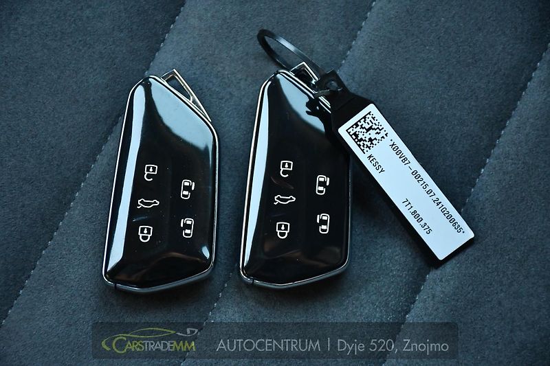 Volkswagen Multivan 2,0TDi STYLE ČR 1.MAJ  - fotka 38 z 61