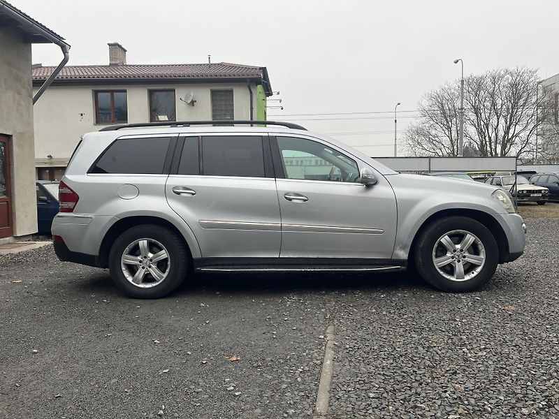 Mercedes-Benz GL (2006) 500 LPG 285 Kw 7 MÍST AKCE!! - fotka 4 z 15