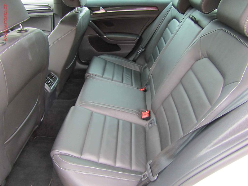 Volkswagen Golf (2015) 2.0TSi 4x4, R, DSG, bixen - fotka 10 z 24