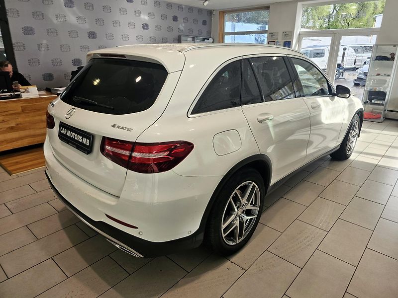 Mercedes-Benz GLC 220d 4M AMG Burmester tažné - fotka 4 z 17