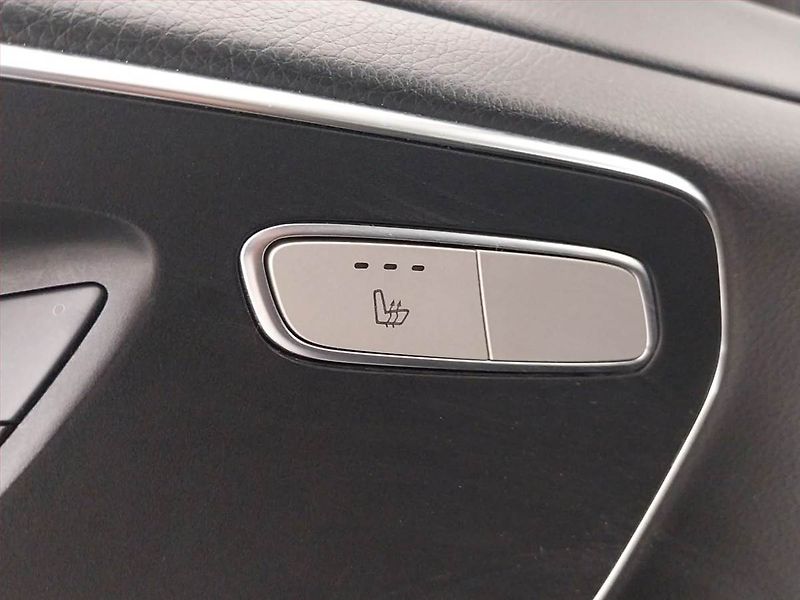 Mercedes-Benz Třídy V (2015) 220 CDI - fotka 26 z 26