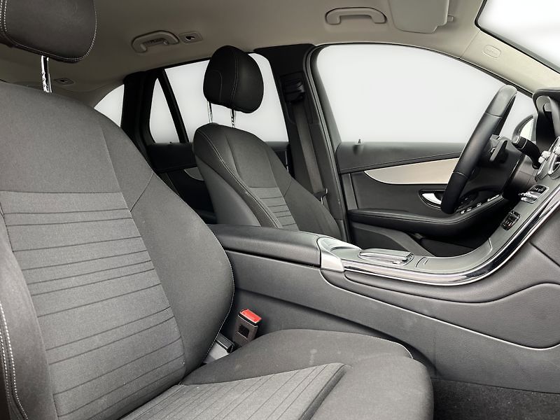 Mercedes-Benz GLC SUV 220 d 4MATIC - fotka 16 z 21