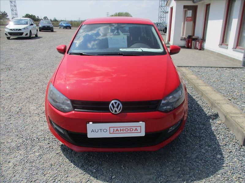 Volkswagen Polo 1,2 TSi, klima, serv. kniha, - fotka 2 z 25