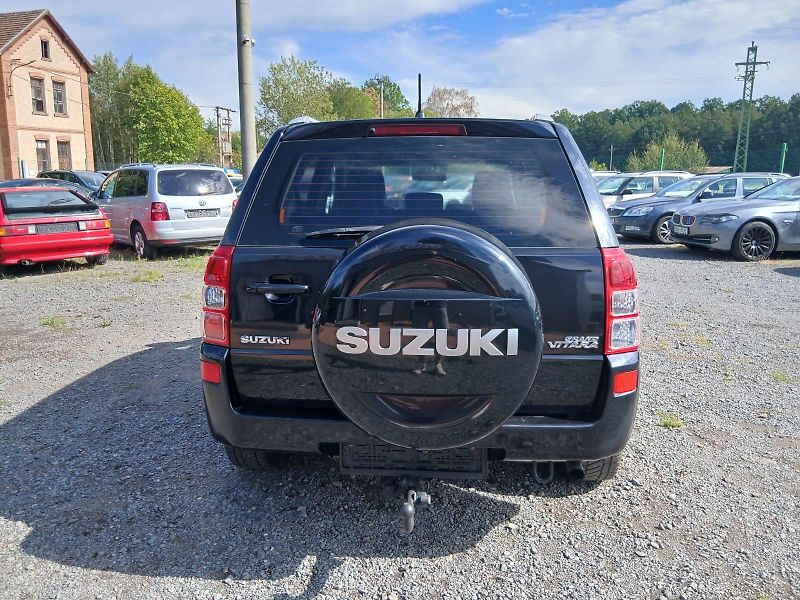 Suzuki Grand Vitara 1.9 DDiS, 4x4, nové rozvody - fotka 14 z 39