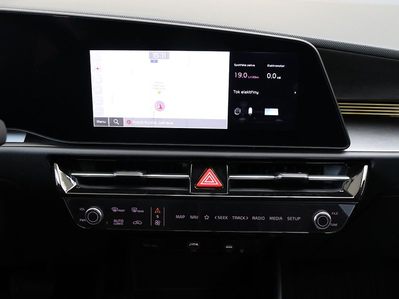 Kia Niro STYLE 1,6 GDi HEV 6DCT - fotka 14 z 20