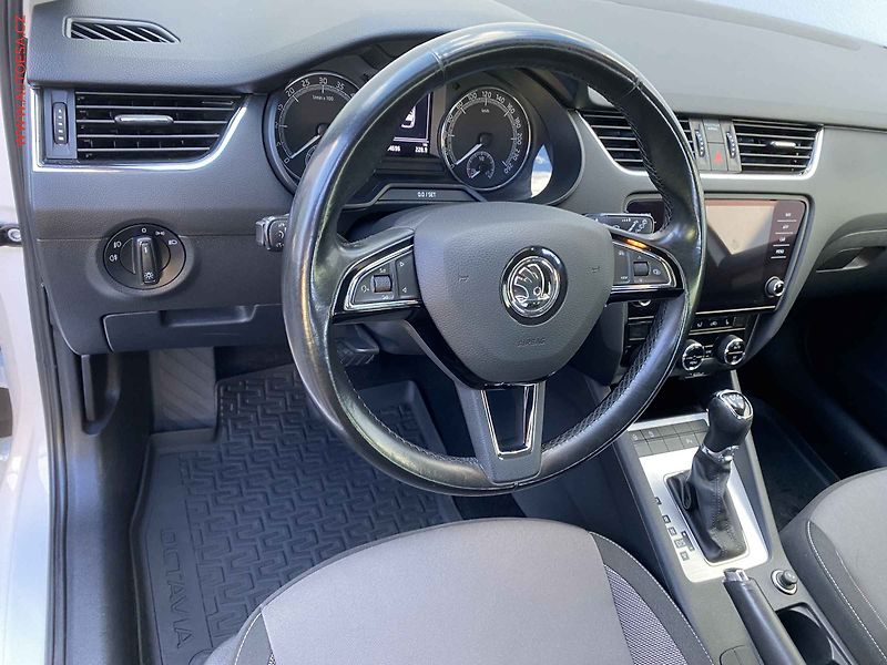 Škoda Octavia (2019) 1.6 TDI, ČR, Ambition Plus - fotka 12 z 18