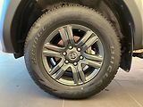 Toyota Hilux Double Cab - 2.8L Diesel - 6 M - náhled 26