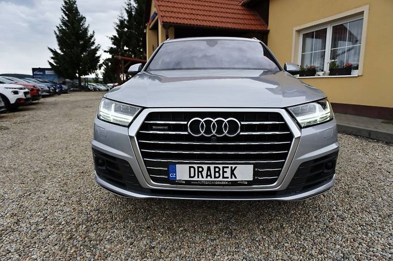 Audi Q7 (2016) S-LINE 3,0 TDI 200 kW - fotka 10 z 55