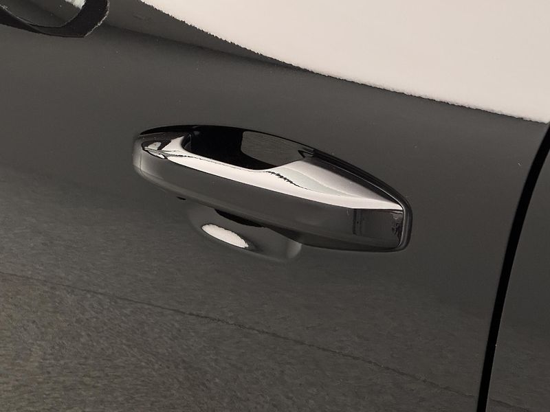 Volvo XC40 B4 AWD INSCRIPTION AUT  - fotka 17 z 51