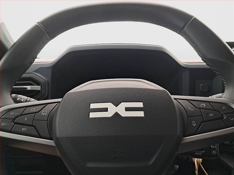 Dacia Duster (2025) Expression 1.0 TCe - fotka 16 z 19