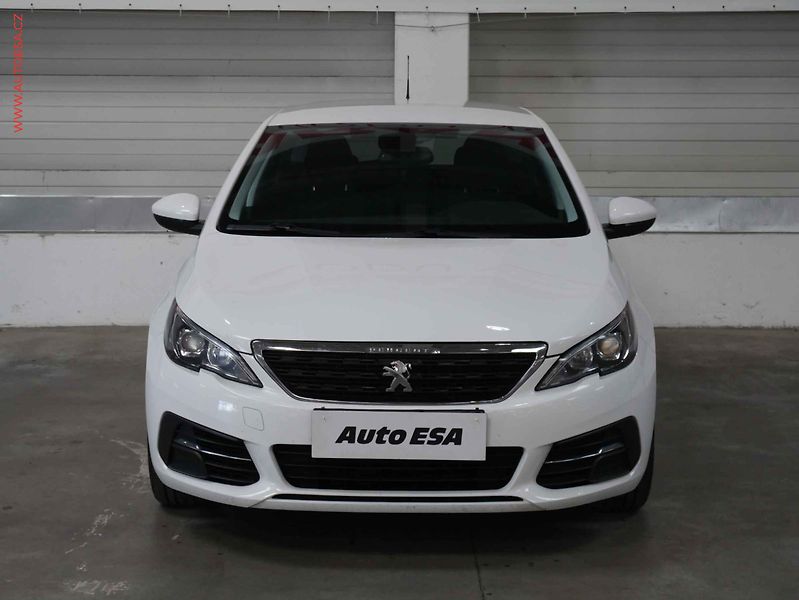 Peugeot 308 (2020) 1.5HDi, ČR, AC, tempo - fotka 2 z 17