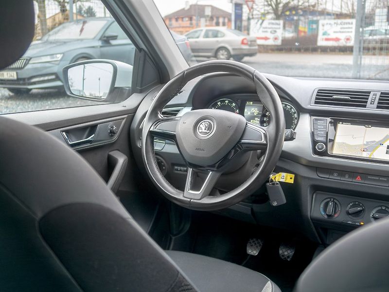 Škoda Fabia (2016) 11/16 1.0i 55KW – TEMPOMAT - fotka 13 z 44