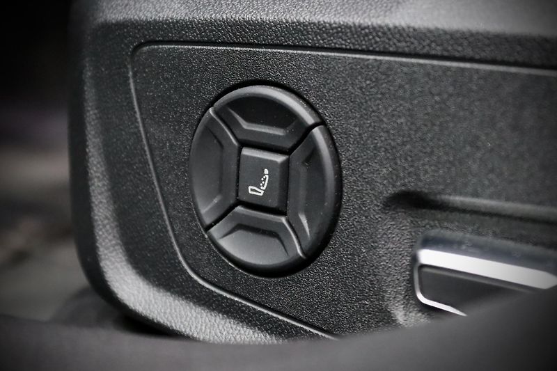 Audi A7 55 TFSI 3.0 V6 quattro S line - fotka 47 z 60