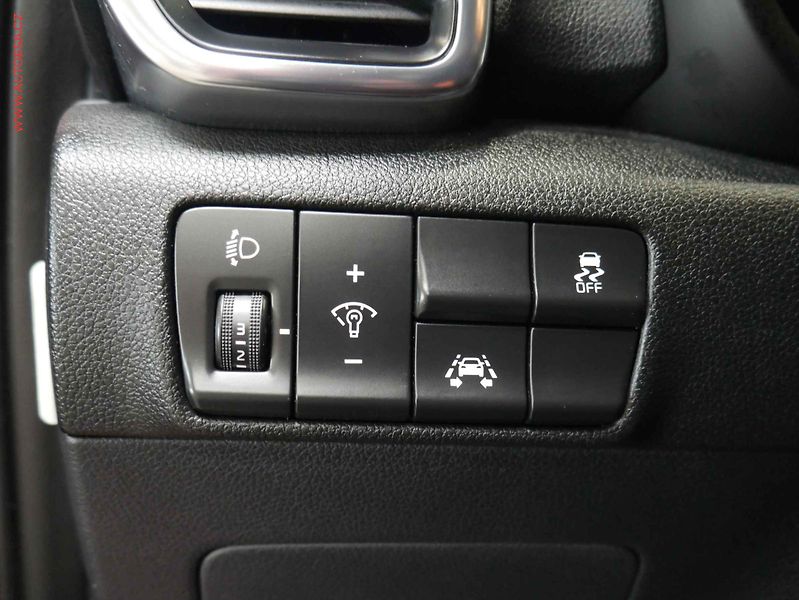 Kia Sportage (2017) 1.6 GDI, ČR, Navi, LED, AC - fotka 18 z 22