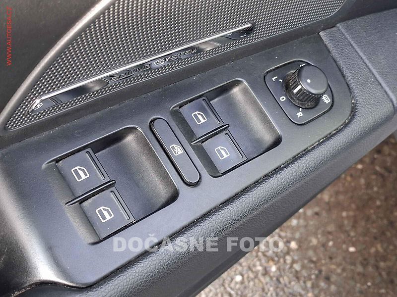 Škoda Superb (2014) 2.0TDi 4x4, Elegance, DSG - fotka 11 z 18