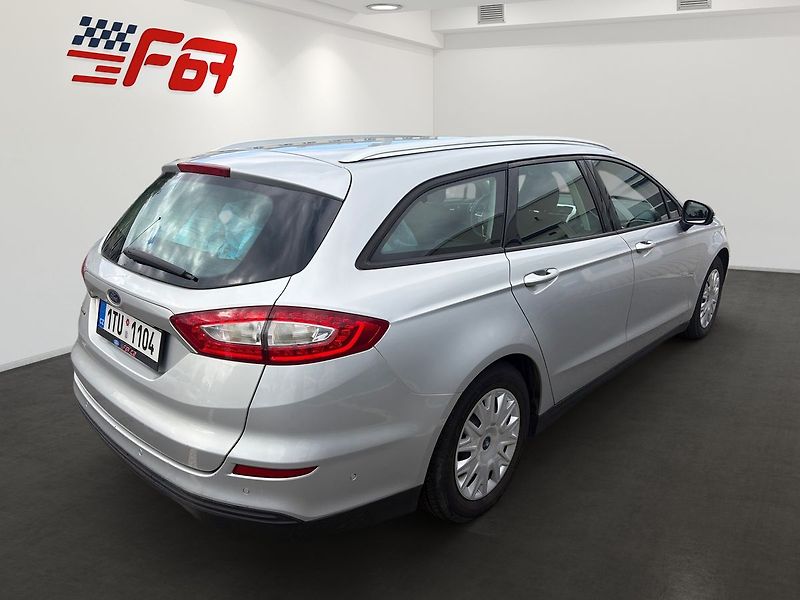 Ford Mondeo - fotka 3 z 17