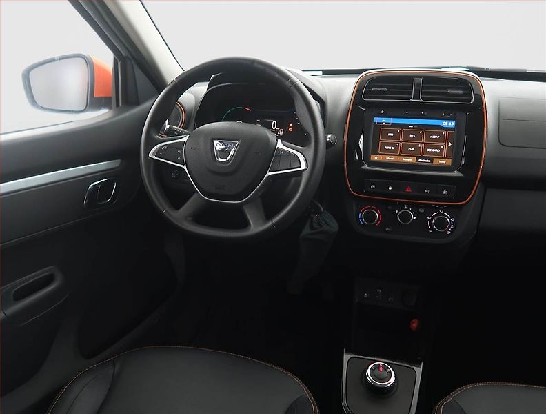 Dacia Spring (2022) Electric 45 (27 kWh), SoH 91% - fotka 7 z 18