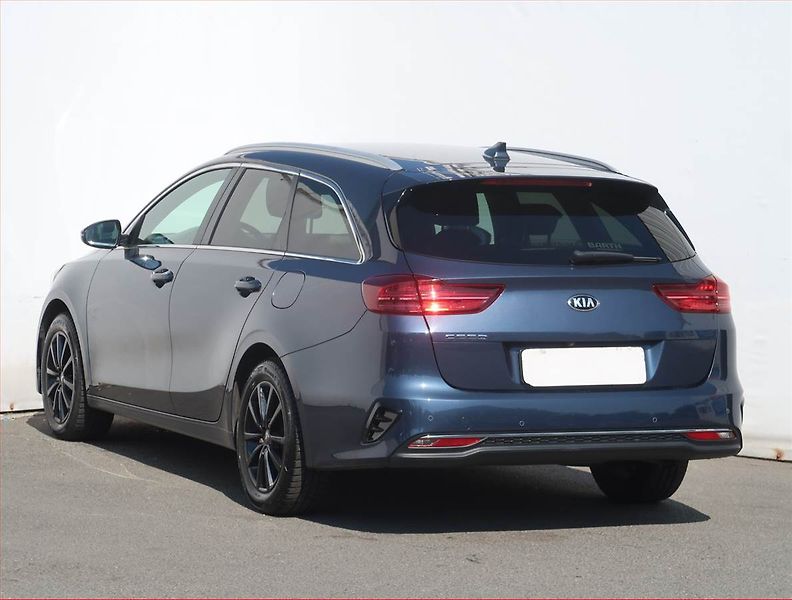 Kia Ceed (2020) 1.4 T-GDI, ČR,1.maj - fotka 4 z 22