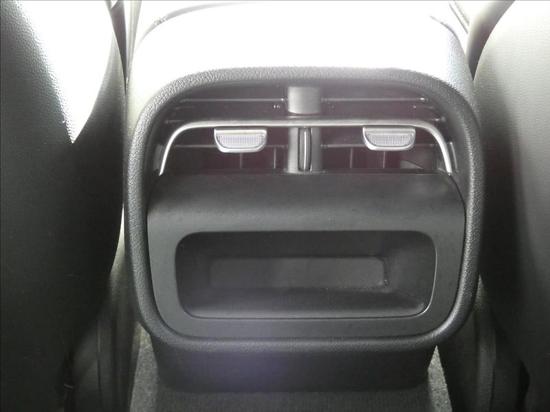 Mercedes-Benz Třídy E 2,0 300de 4M,1Maj, ČR, DPH - fotka 29 z 50
