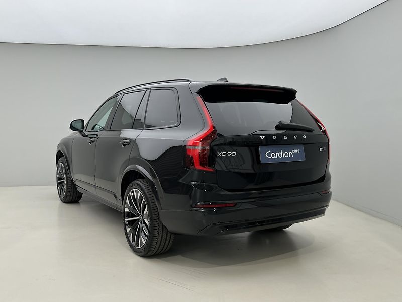 Volvo XC90 (2026) B5 AWD DARK PLUS AUT - fotka 10 z 44