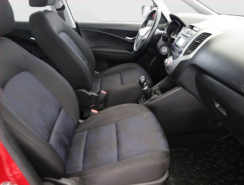 Hyundai ix20 (2015) 1.6 CVVT, Serv.kniha - fotka 7 z 14