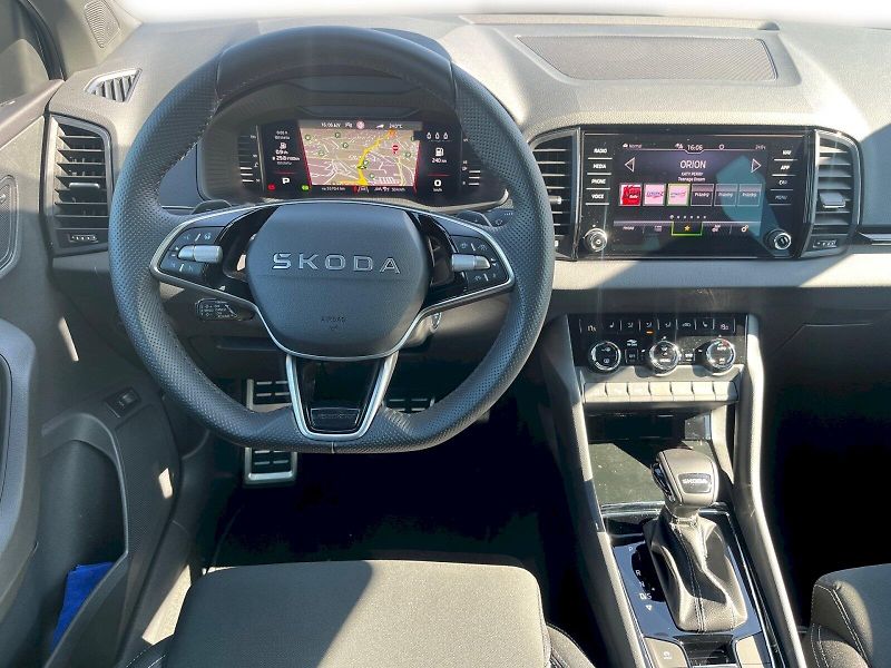 Škoda Karoq (2026) SPORTLINE TSI 1.5/110KW 7AP - fotka 19 z 40