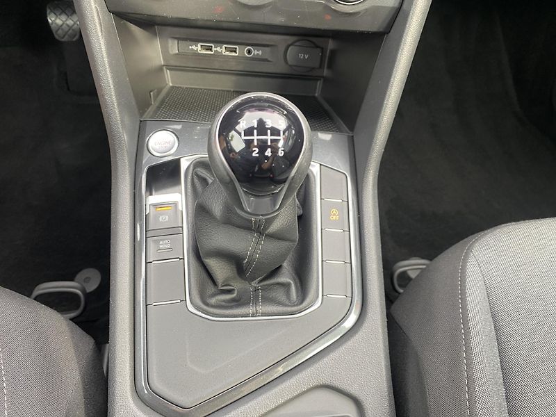 Seat Tarraco 1.5 TSI 110kW-1xMAJ.- LED-NAVI - fotka 32 z 51